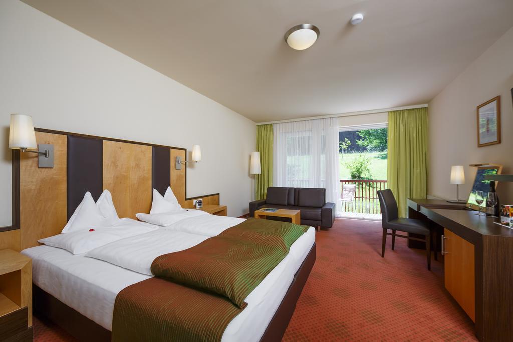Seehotel Vinzenz Velden am Wörthersee Exterior foto