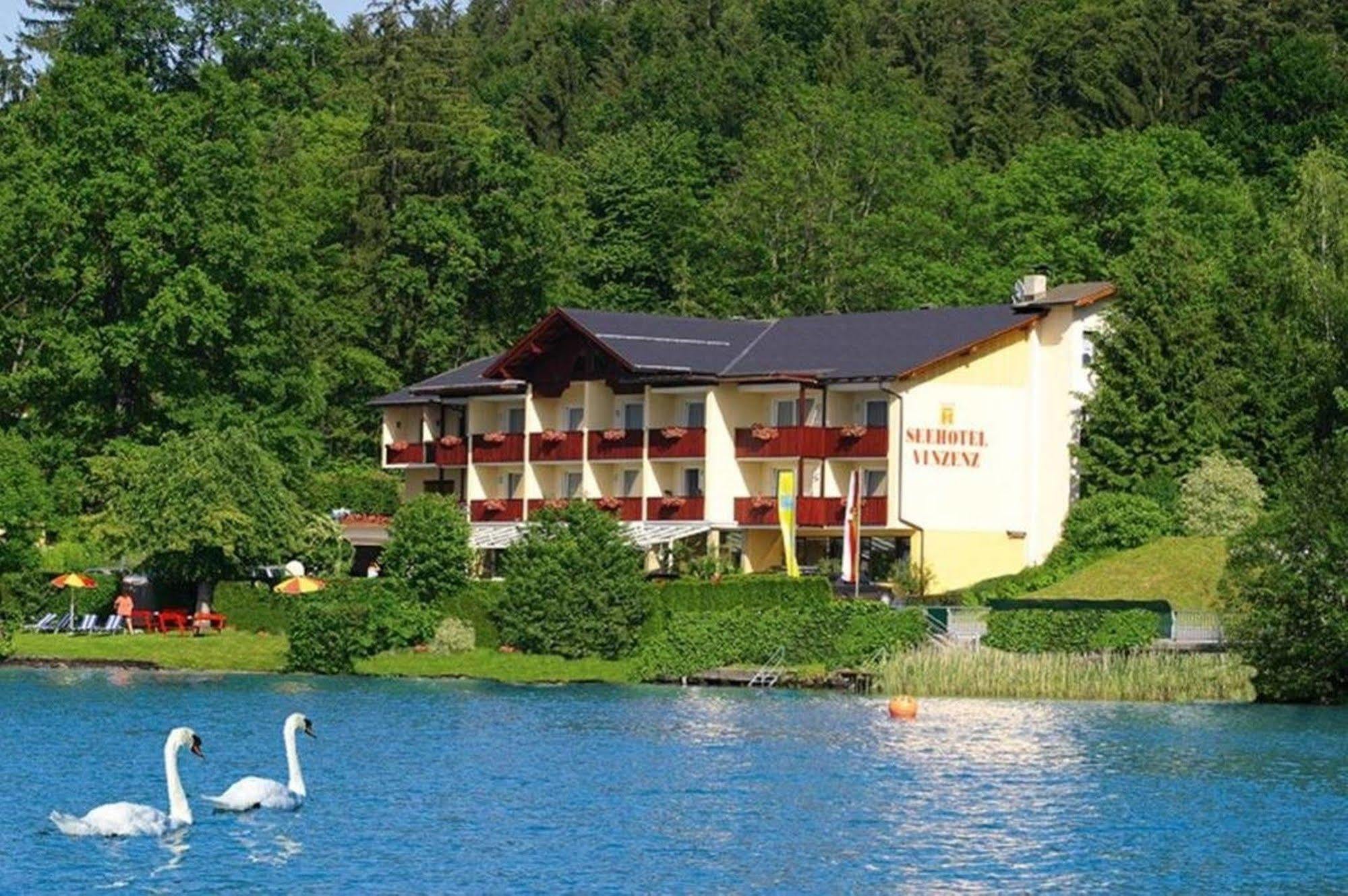 Seehotel Vinzenz Velden am Wörthersee Exterior foto